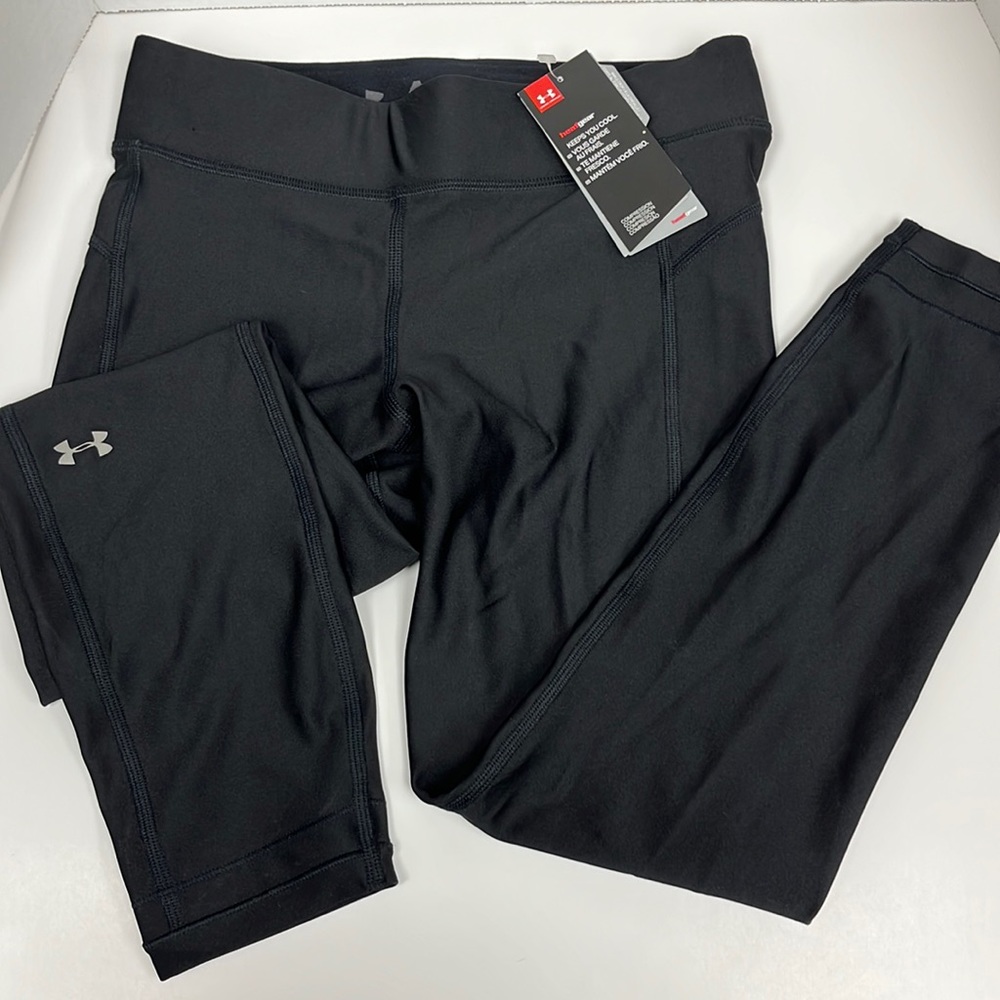 Women’s under armour compression leggings M NWT.